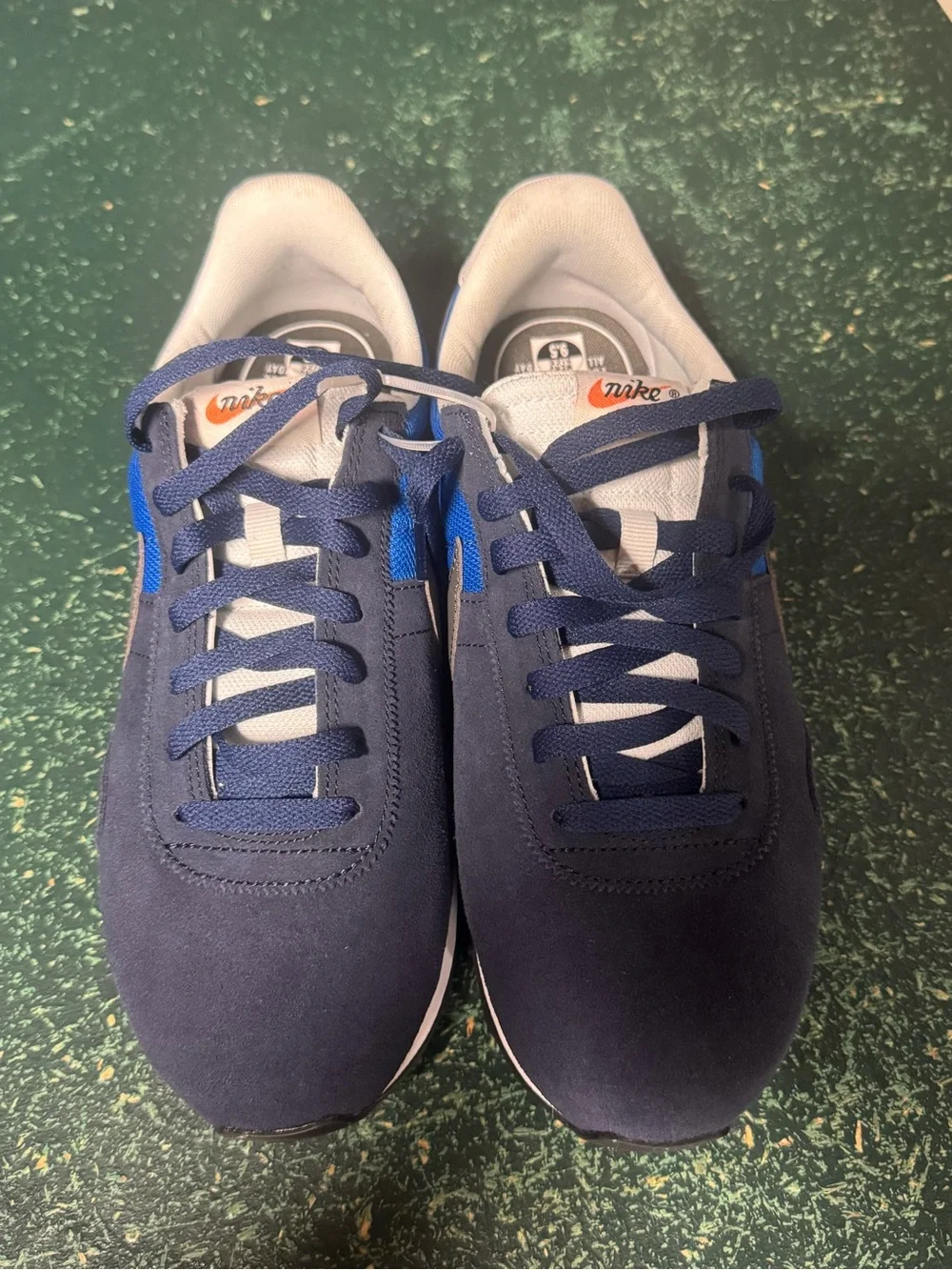 Men’s Nike Pre Montreal 17  Blue Sneakers - Men’s 9.5 - New No Box